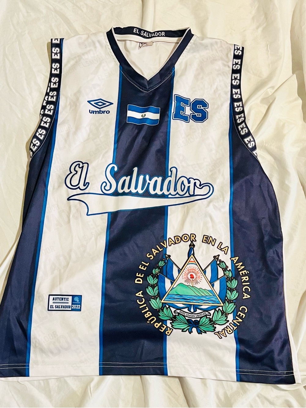 Umbro El Salvador Navy Blue & White Soccer Jersey Tank XXL